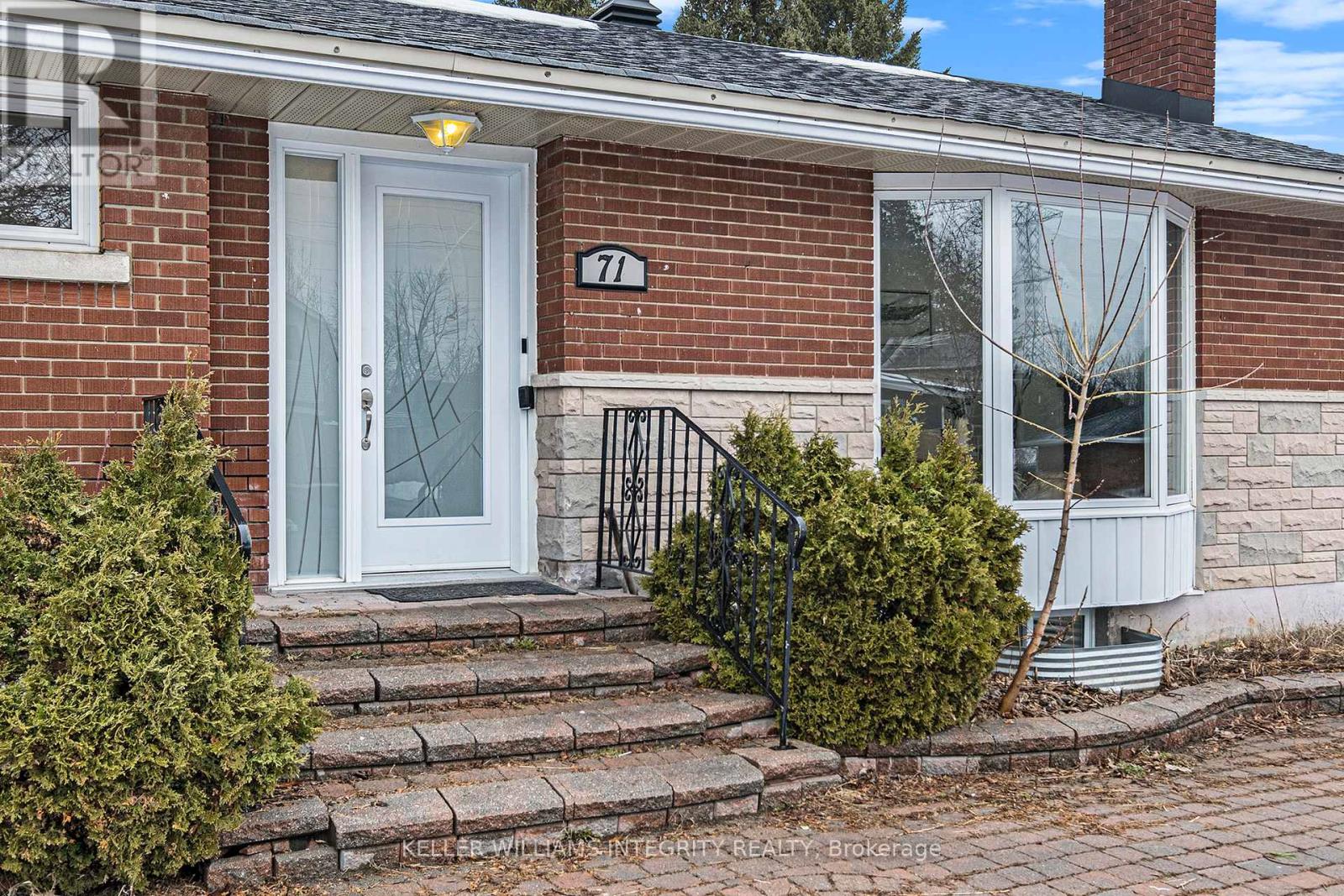 Property at 71 MAJESTIC DRIVE N image 3