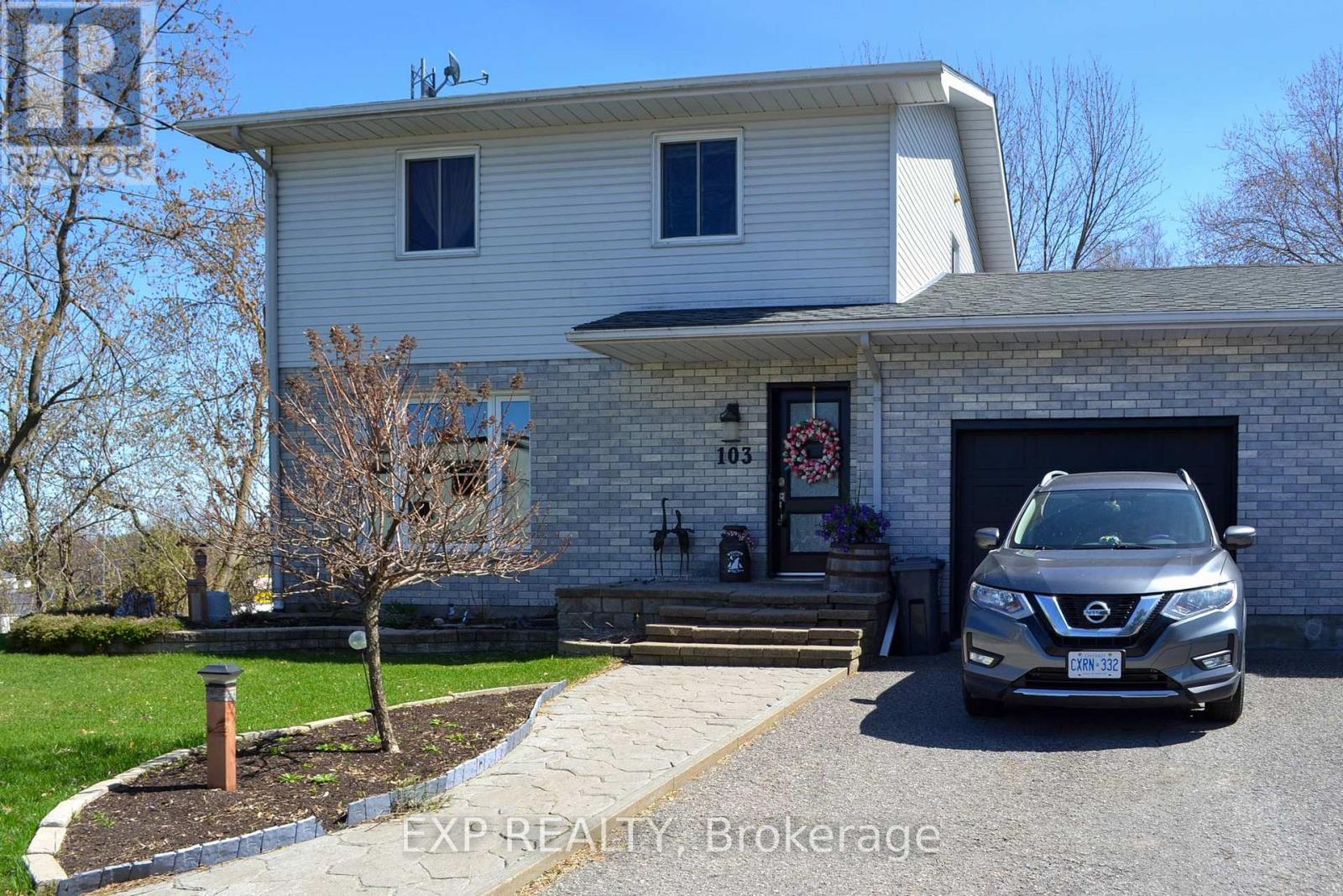 103 ST JOSEPH STREET, Alfred and Plantagenet, Ontario