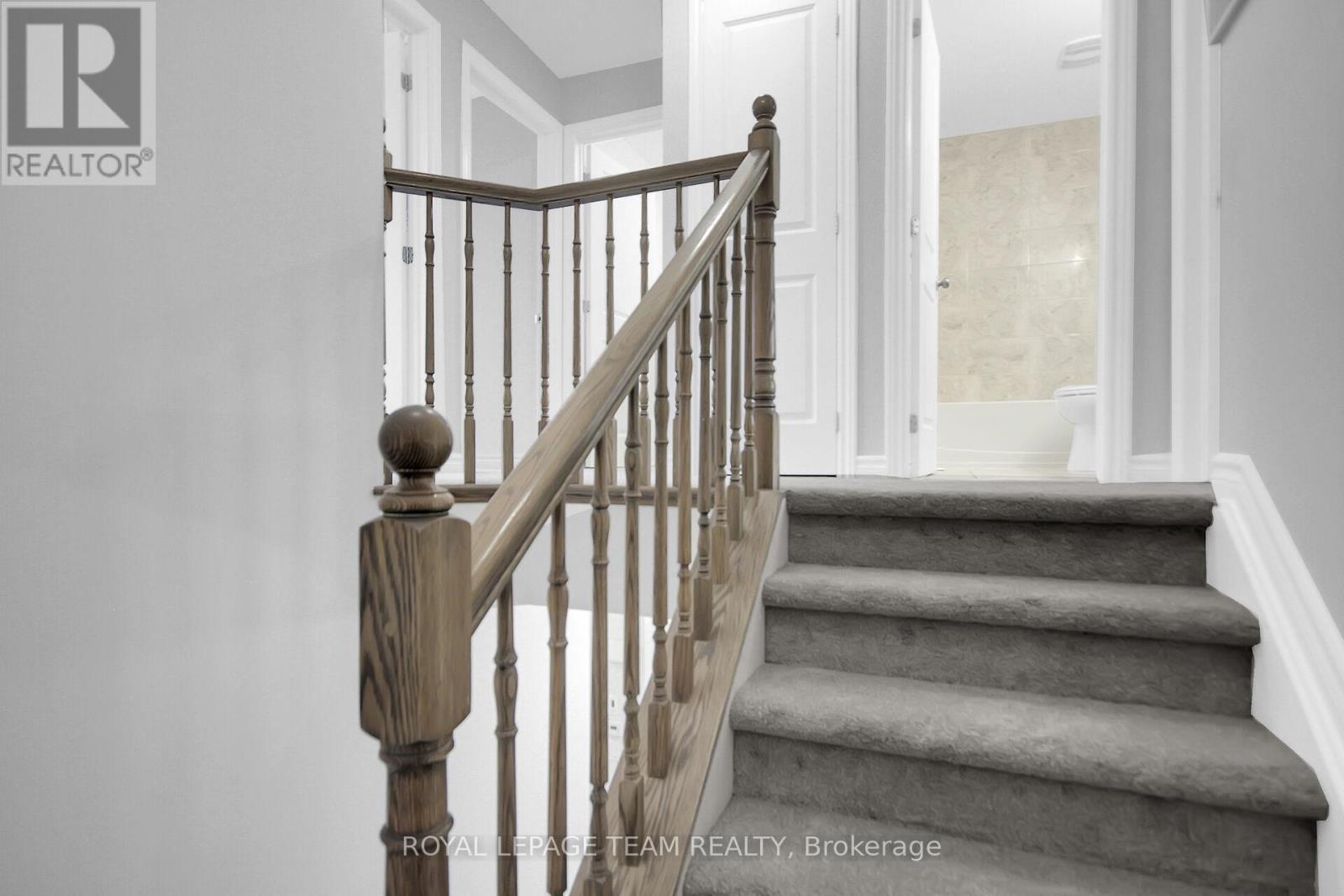 605 Lauraleaf Crescent, Ottawa, Ontario  K2J 6G7 - Photo 21 - X12116915