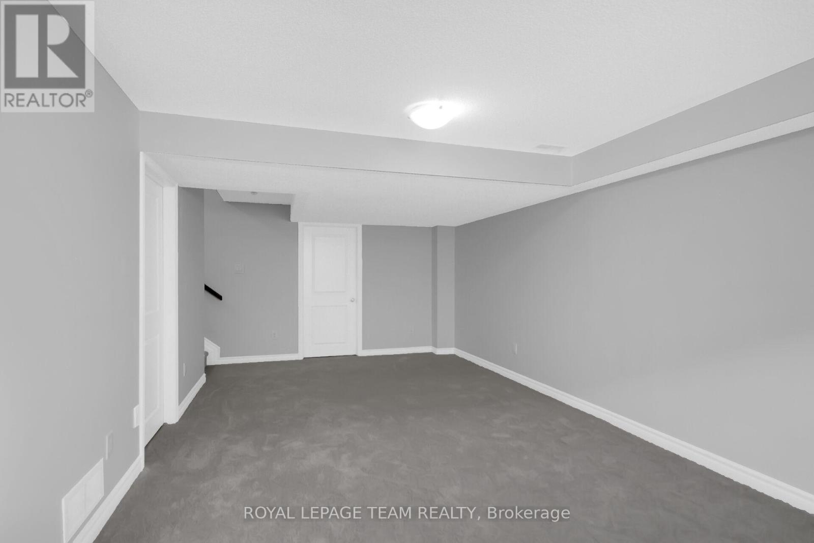 605 Lauraleaf Crescent, Ottawa, Ontario  K2J 6G7 - Photo 40 - X12116915