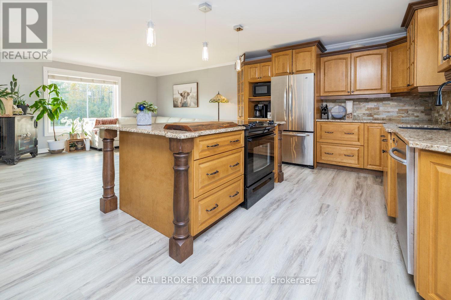 883 Craig Road, North Grenville, Ontario  K0G 1S0 - Photo 14 - X12116991