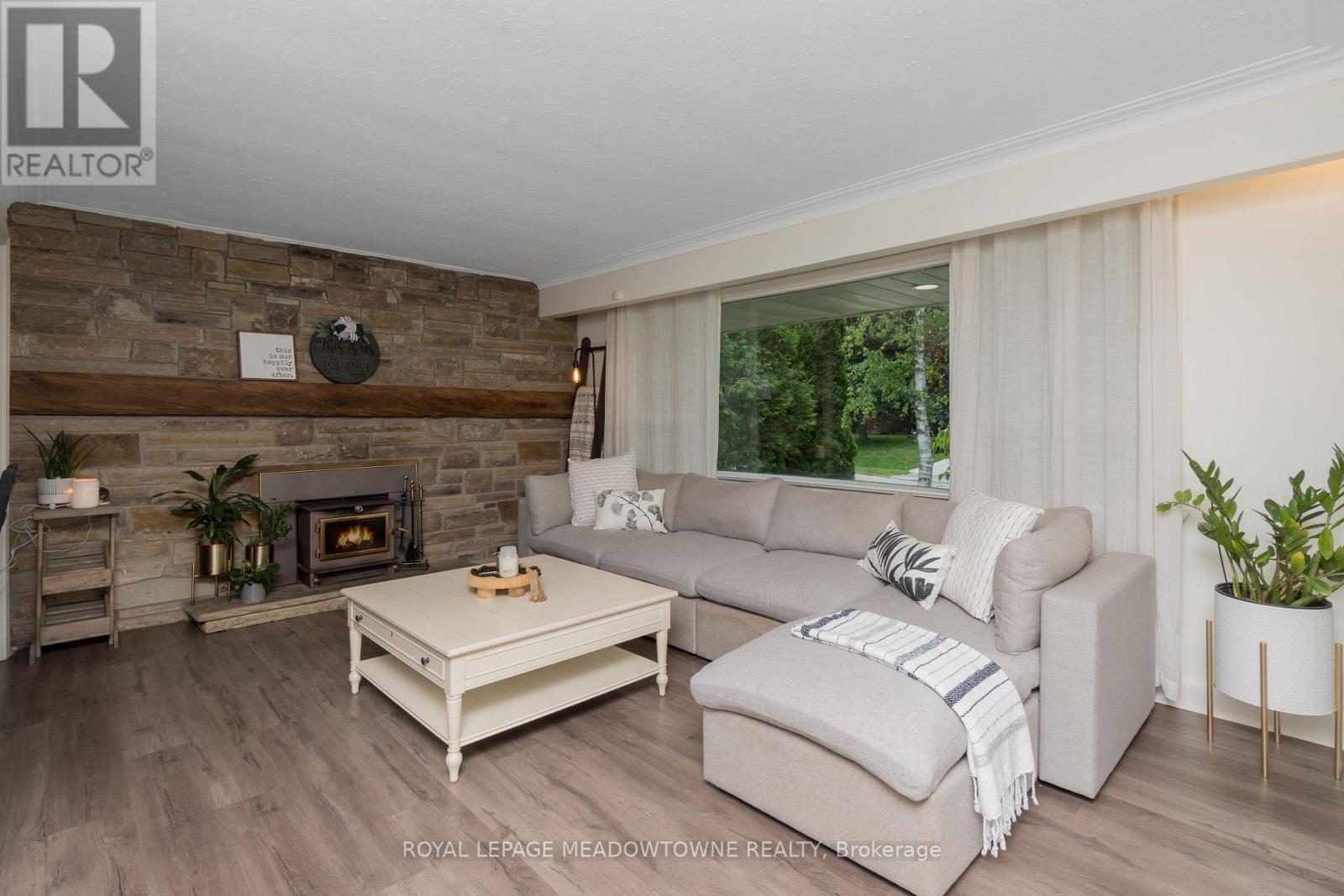 16 Carberry Street, Erin, Ontario  N0B 1T0 - Photo 8 - X12116549