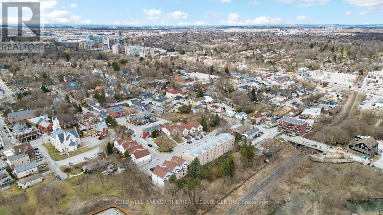 20 - 115 Main Street S, Newmarket, Ontario  L3Y 8J2 - Photo 43 - N12073848