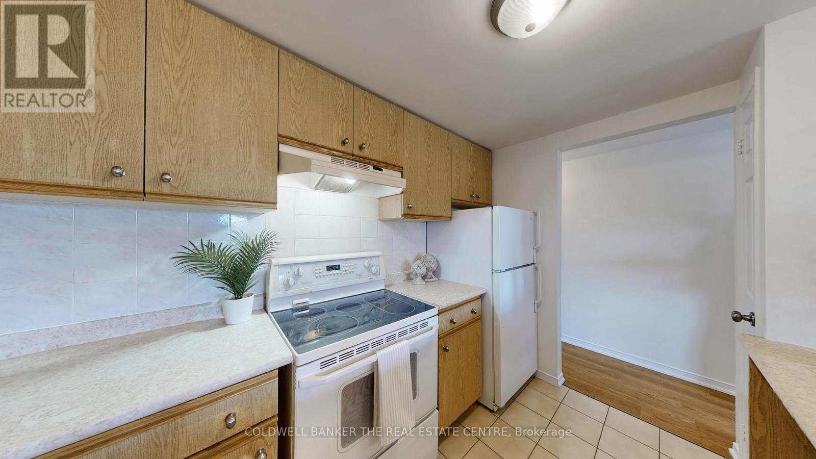 20 - 115 Main Street S, Newmarket, Ontario  L3Y 8J2 - Photo 13 - N12073848
