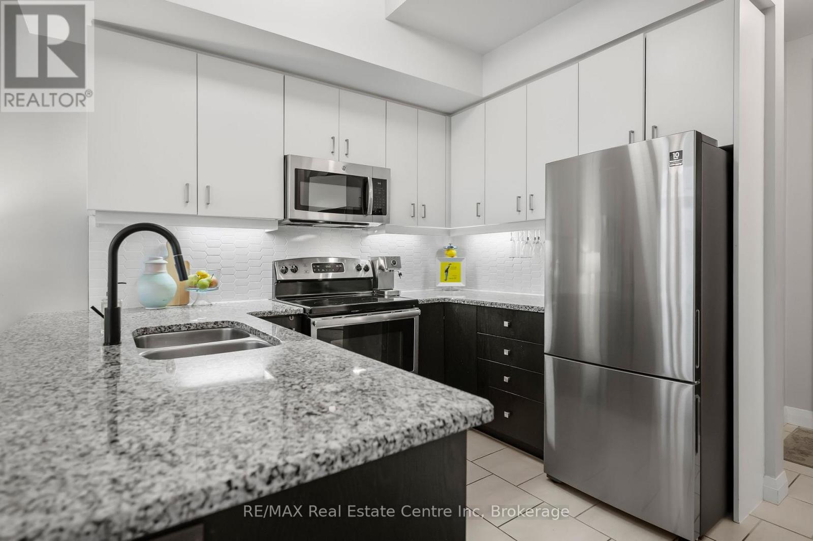 At6 - 53 Arthur Street S, Guelph, Ontario  N1E 0P5 - Photo 8 - X12116861