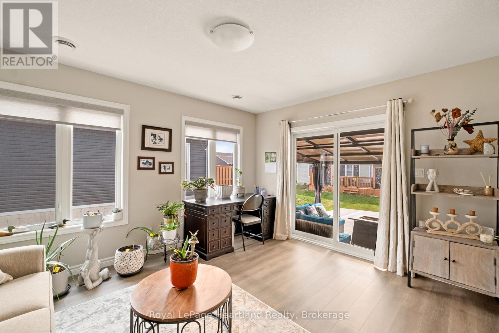 140 Lake Breeze Drive, Ashfield-Colborne-Wawanosh, Ontario  N7A 0C6 - Photo 16 - X12116906