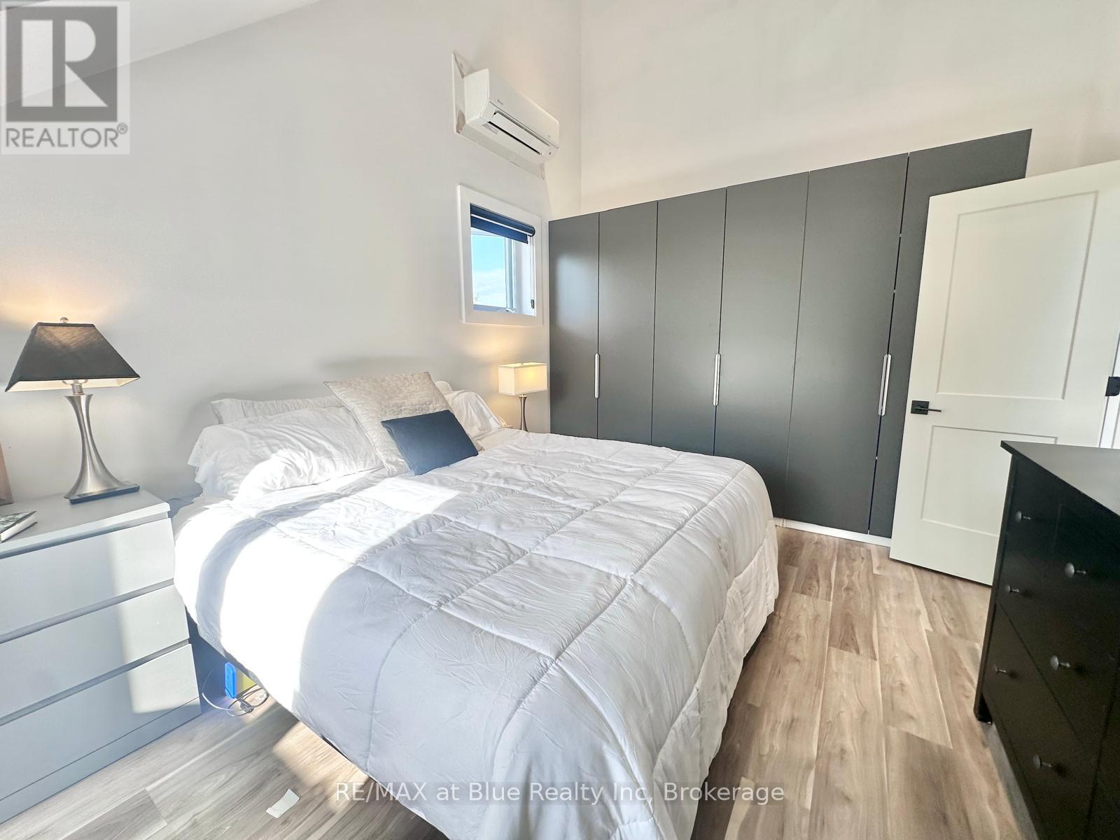 Loft - 796363 Grey 19 Road, Blue Mountains, Ontario  L9Y 0M6 - Photo 21 - X12116977