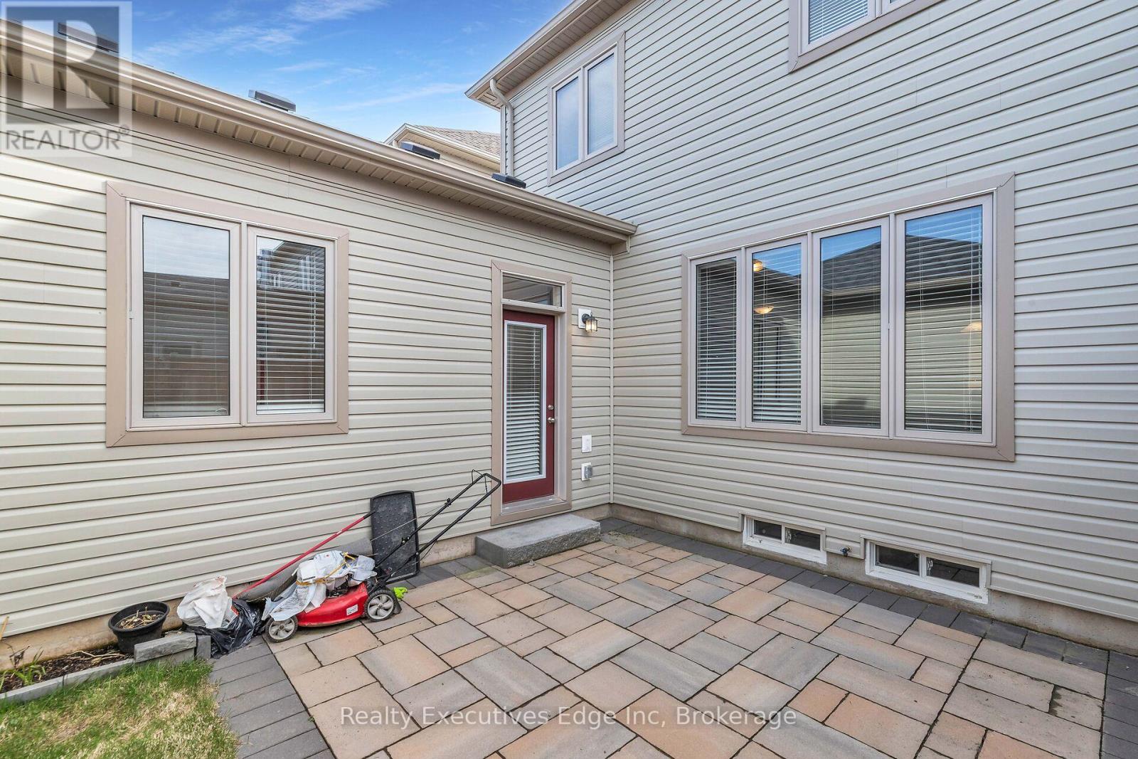 5 - 210 Farley Road, Centre Wellington, Ontario  N1M 0H2 - Photo 33 - X12117033