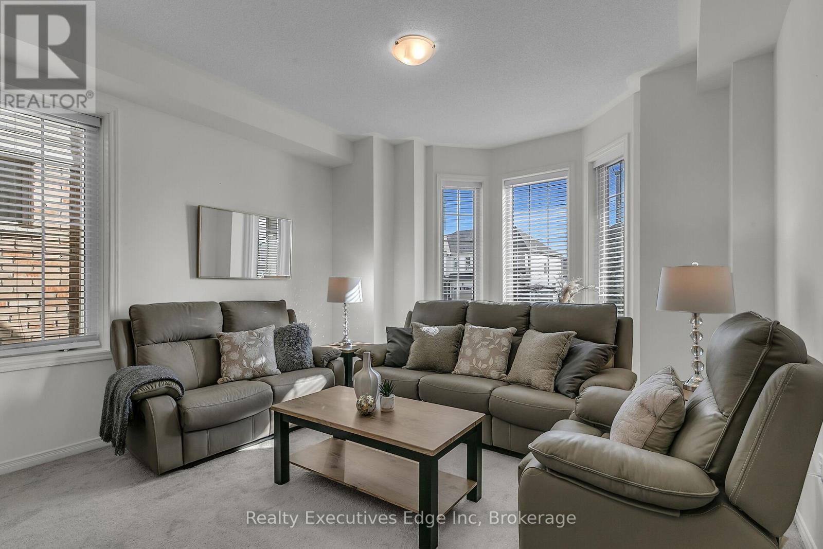5 - 210 Farley Road, Centre Wellington, Ontario  N1M 0H2 - Photo 6 - X12117033