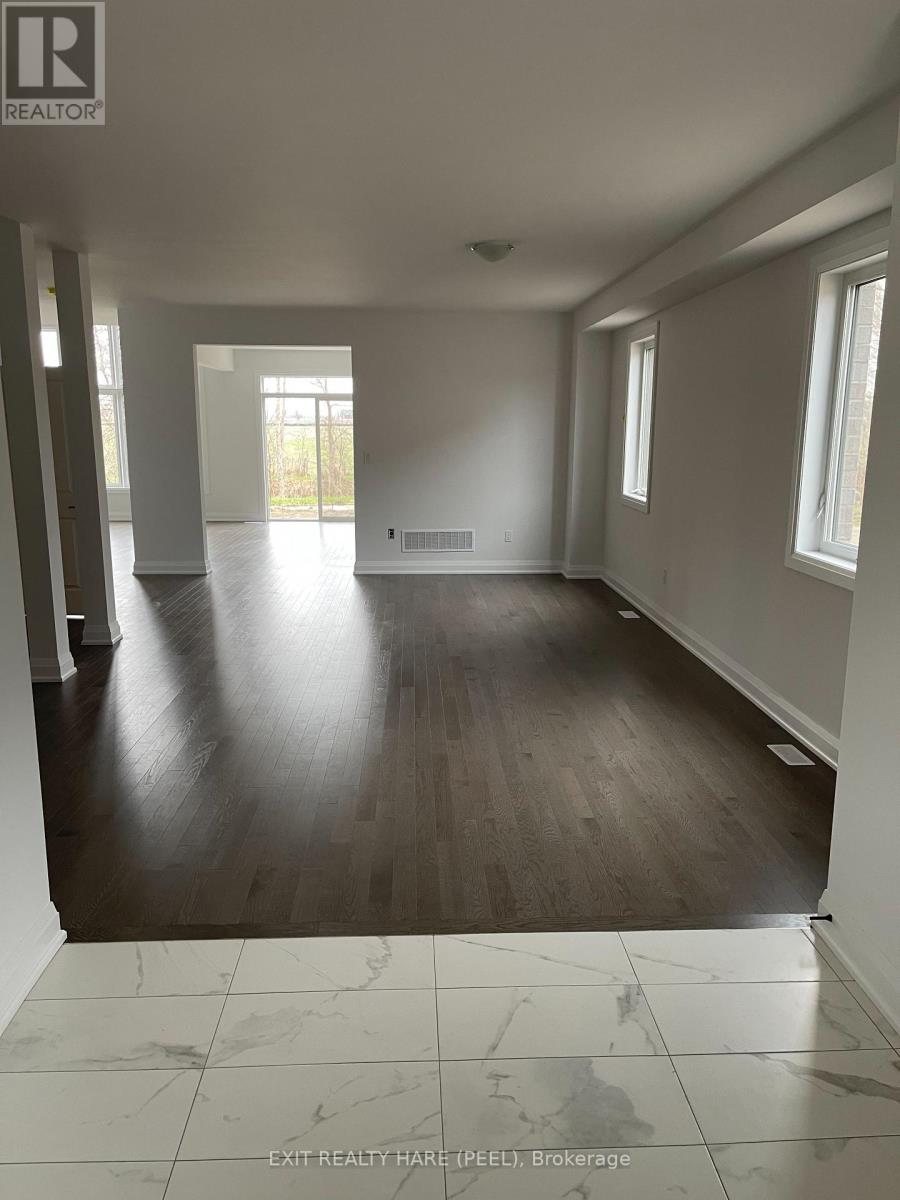 56 Amber Drive, Wasaga Beach, Ontario  L9Z 0R9 - Photo 3 - S12112578
