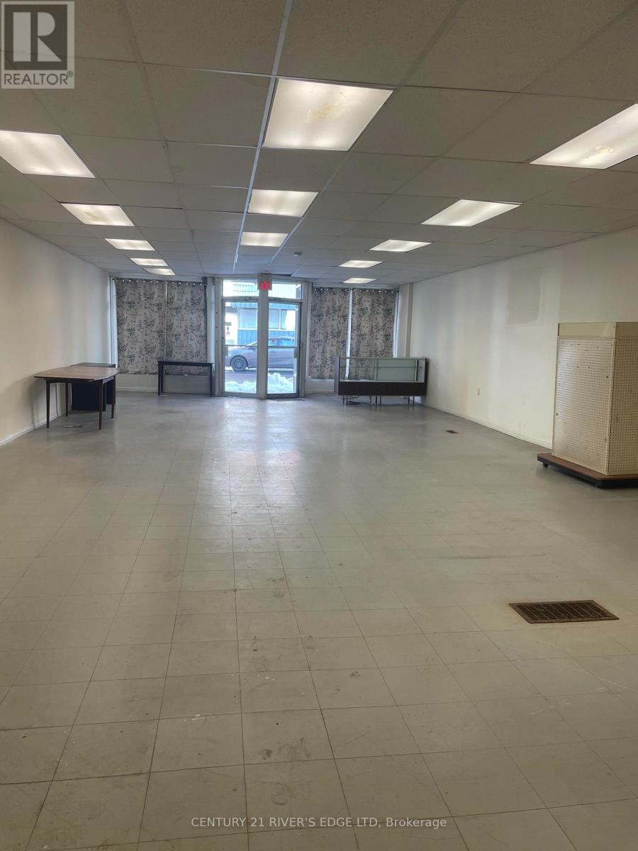 183 King Street, Prescott, Ontario  K0E 1T0 - Photo 4 - X12116928