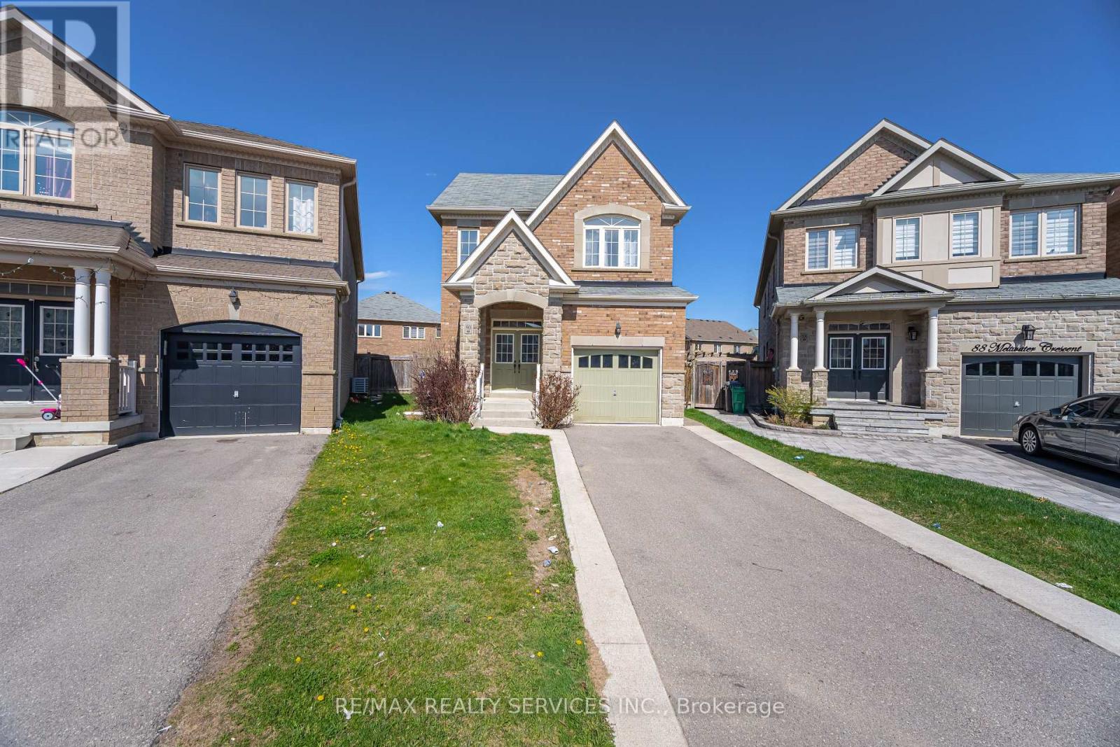 90 Meltwater Crescent, Brampton, Ontario  L6P 3W5 - Photo 2 - W12111480