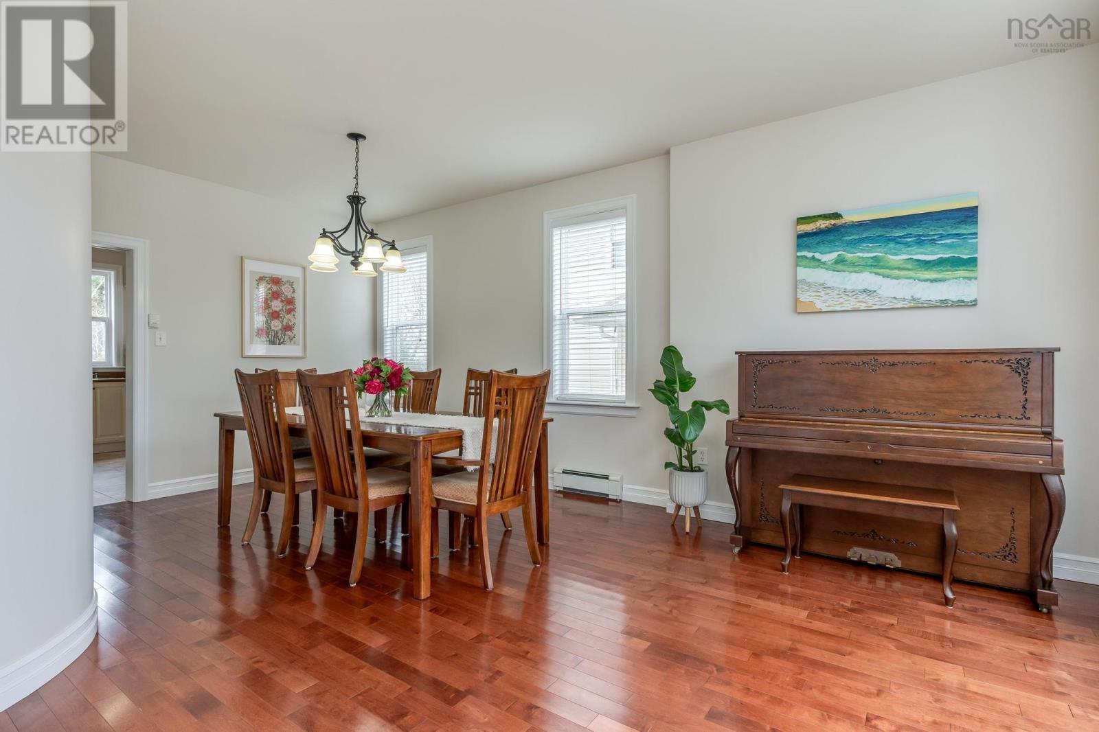 Property at 25 Kingsbury Way image 4