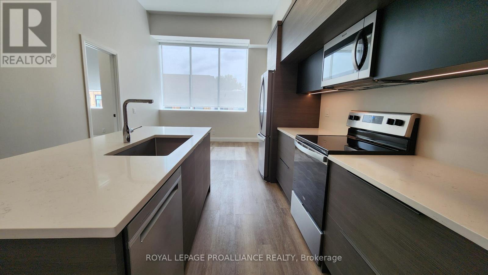 2 - 261 Front Street, Belleville, Ontario  K8N 2Z6 - Photo 11 - X12117042