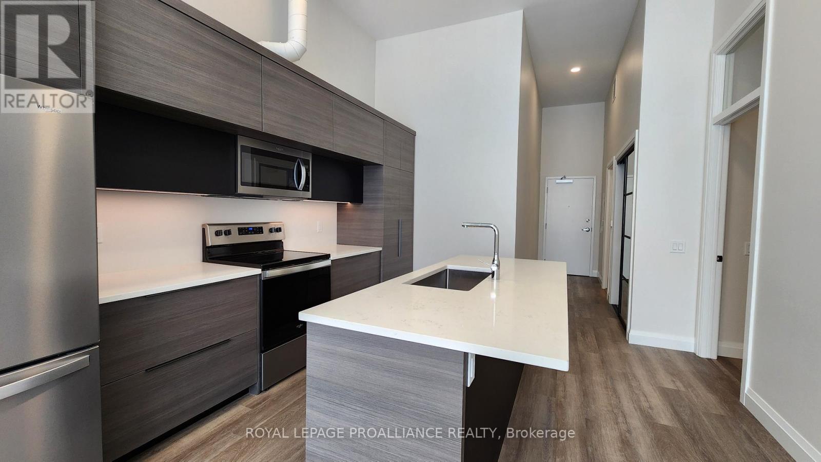 2 - 261 Front Street, Belleville, Ontario  K8N 2Z6 - Photo 14 - X12117042