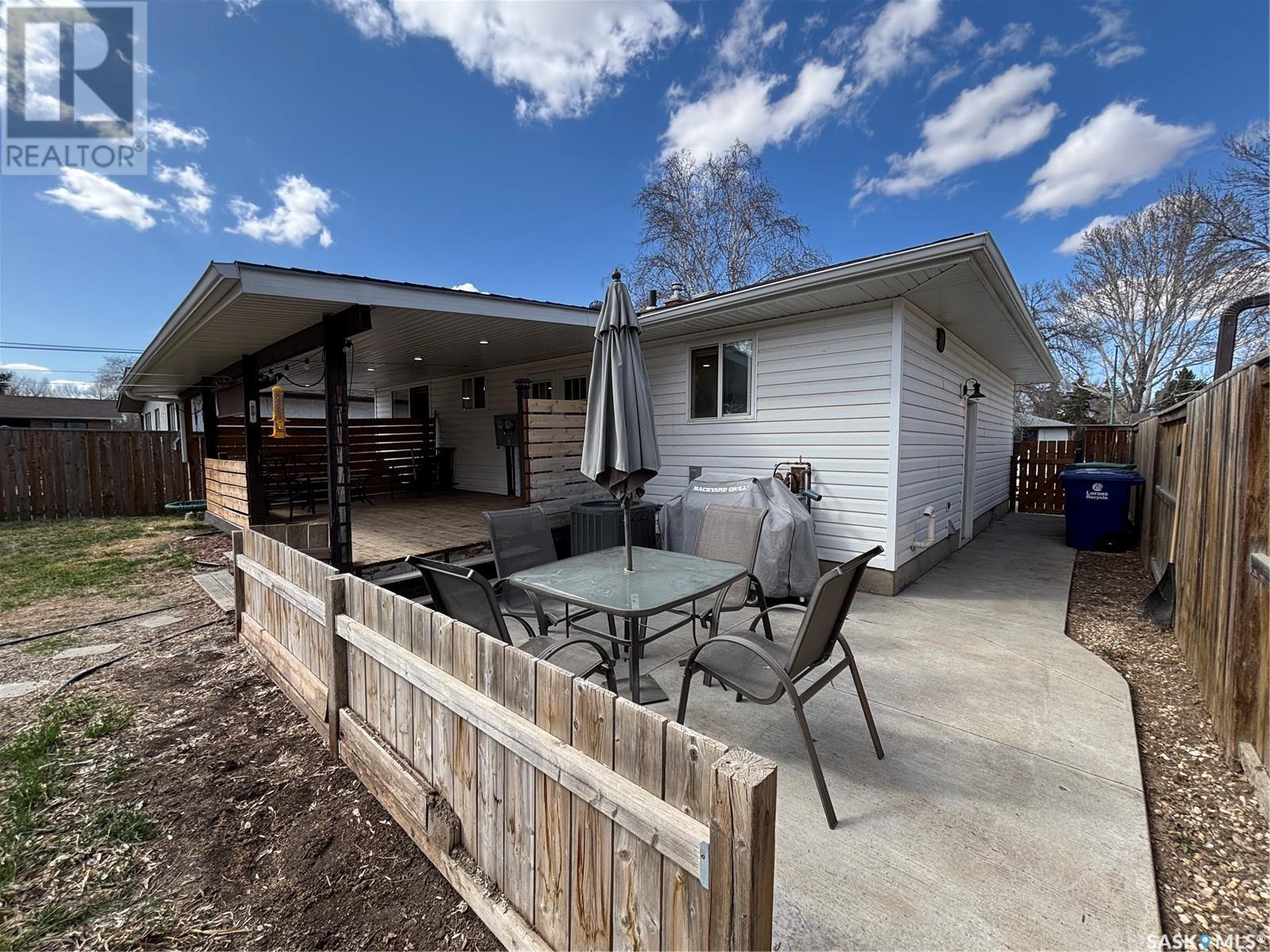 6 Vickies Place, Saskatoon, Saskatchewan  S7N 2R2 - Photo 39 - SK004313