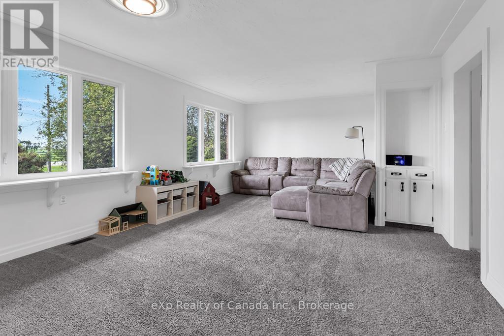 285687 Airport Road, Norwich, Ontario N0J 1P0 - Photo 22 - X12116852
