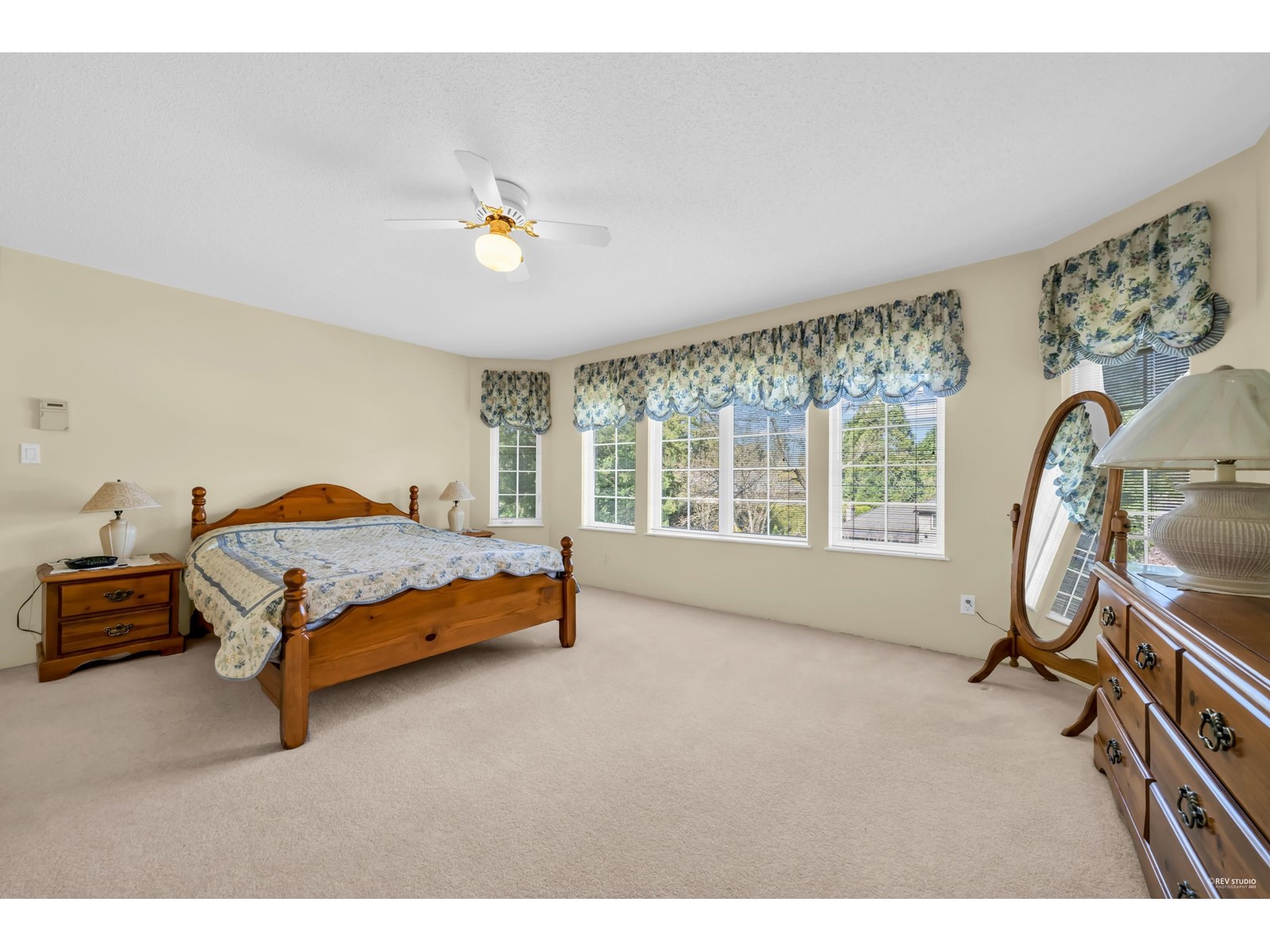 14519 29a Avenue, Surrey, British Columbia  V4P 1P7 - Photo 15 - R2996935