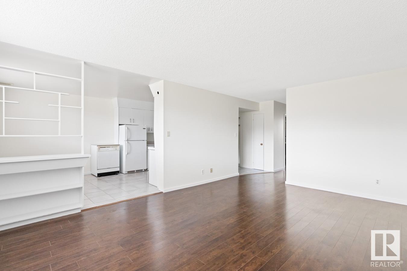 10118 82 St Nw, Edmonton, Alberta  T6A 3M2 - Photo 8 - E4433729