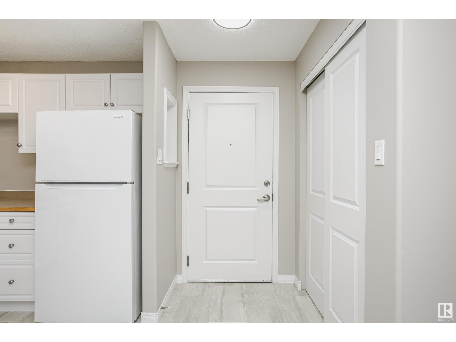 #327 11325 83 St Nw, Edmonton, Alberta  T5B 4W5 - Photo 8 - E4433733