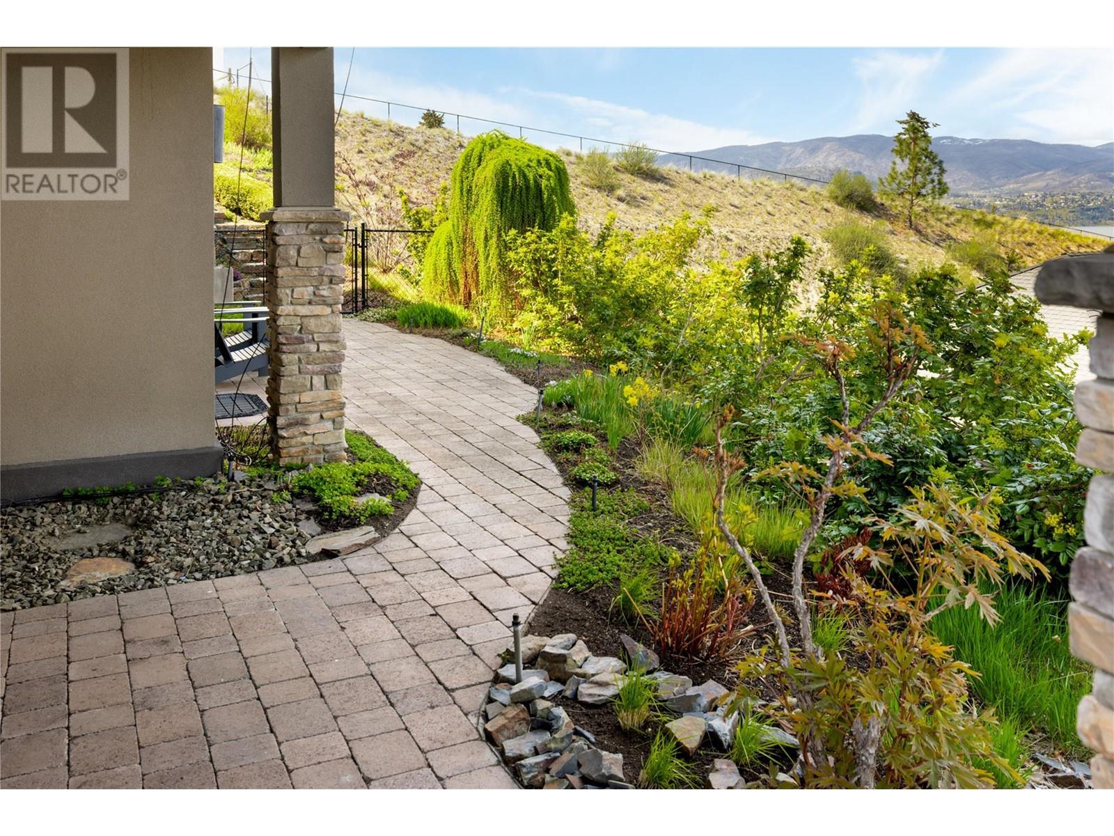 605 Almandine Court, Kelowna, British Columbia  V1W 4Z5 - Photo 62 - 10343905