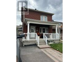 135 WILLIAM STREET, Toronto, Ontario