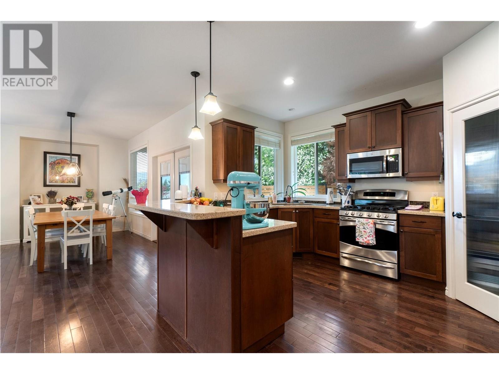 1581 20 Street Ne Unit# 33, Salmon Arm, British Columbia  V1E 0A7 - Photo 20 - 10345771