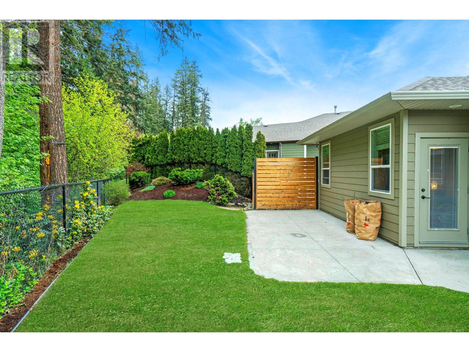 1581 20 Street Ne Unit# 33, Salmon Arm, British Columbia  V1E 0A7 - Photo 10 - 10345771
