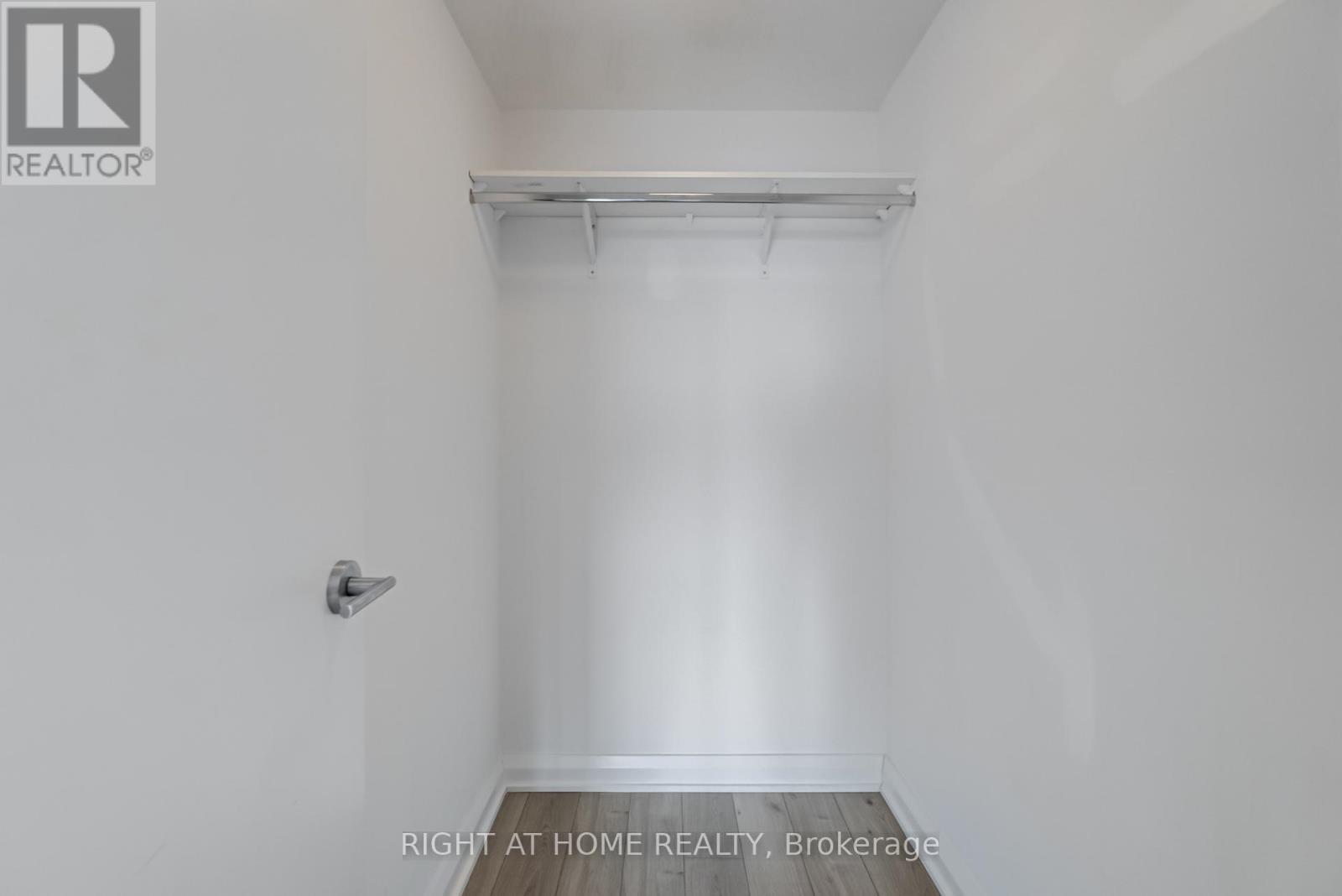 2601 - 155 Yorkville Avenue, Toronto, Ontario  M5R 0B4 - Photo 11 - C12087948