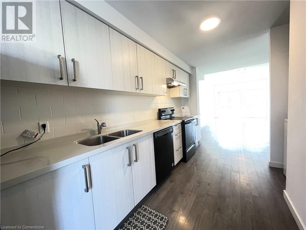 Property at 400 ALBERTA Street image 4