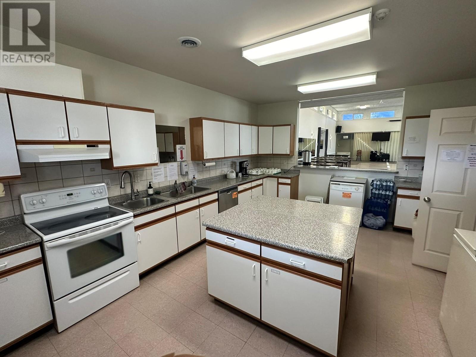 211 2nd Street, Vernon, British Columbia  V1H 1Z1 - Photo 94 - 10324385
