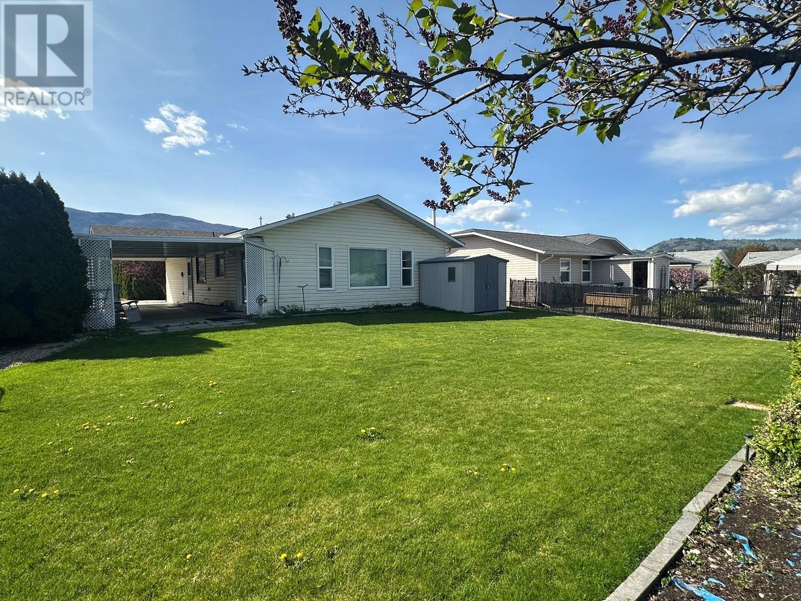 211 2nd Street, Vernon, British Columbia  V1H 1Z1 - Photo 10 - 10324385