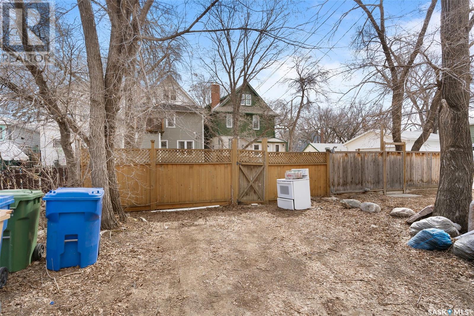 1954 Garnet Street, Regina, Saskatchewan  S4T 2Z4 - Photo 38 - SK004210