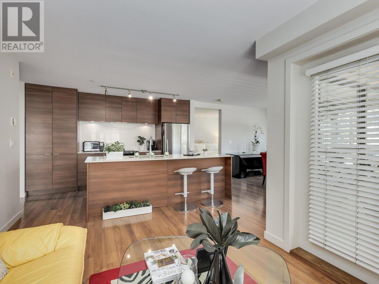 304 1673 Lloyd Avenue, North Vancouver, British Columbia  V7P 0A9 - Photo 7 - R2996723