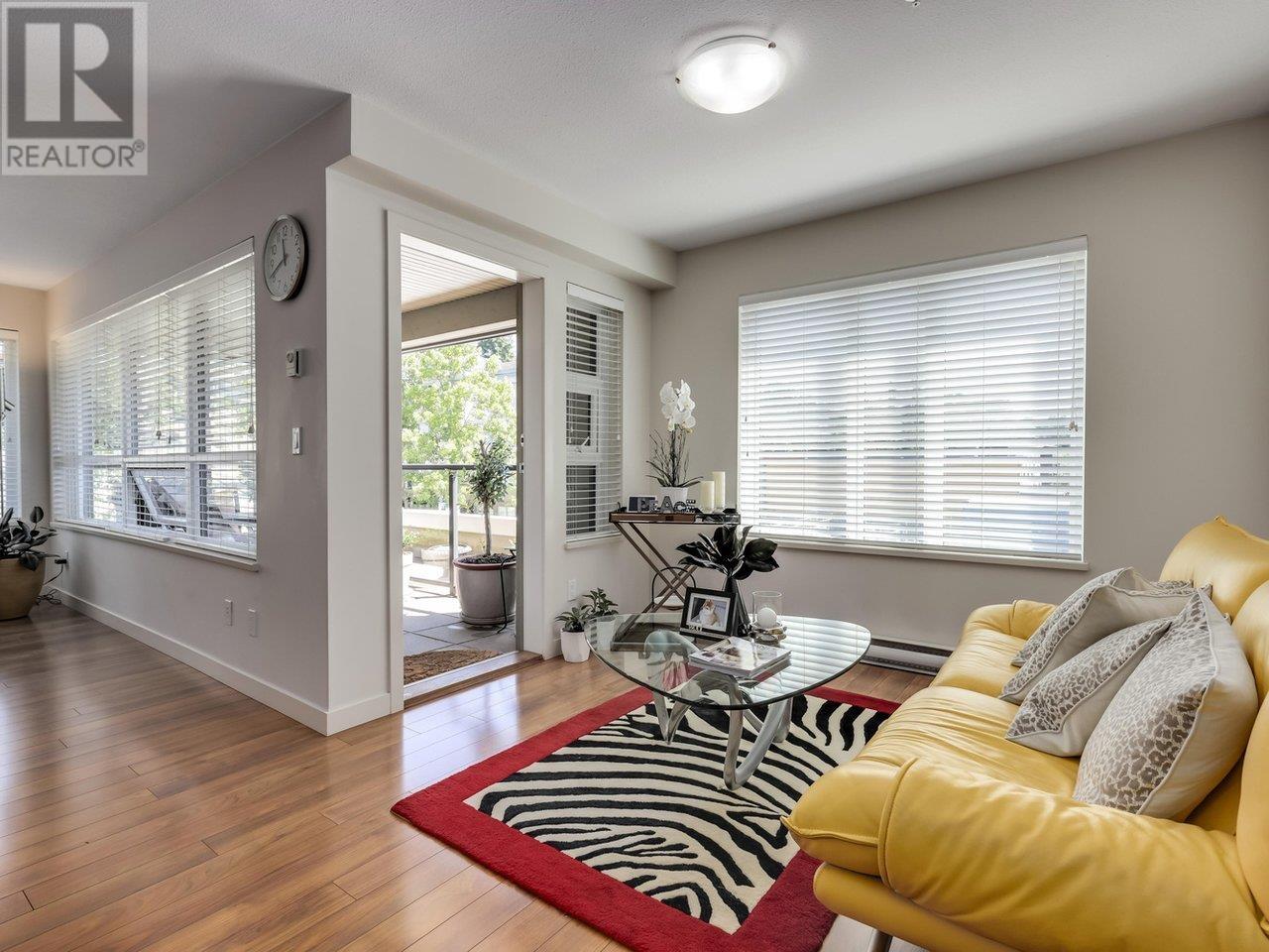 304 1673 Lloyd Avenue, North Vancouver, British Columbia  V7P 0A9 - Photo 5 - R2996723