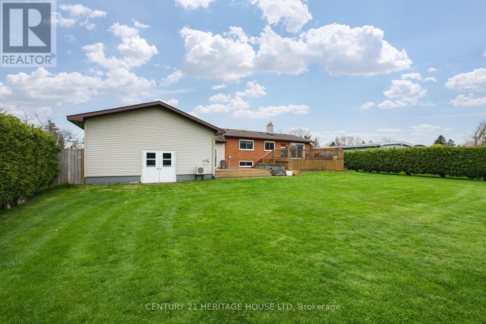2720 Catherine Street, Thames Centre, Ontario  N0L 1G4 - Photo 37 - X12116960