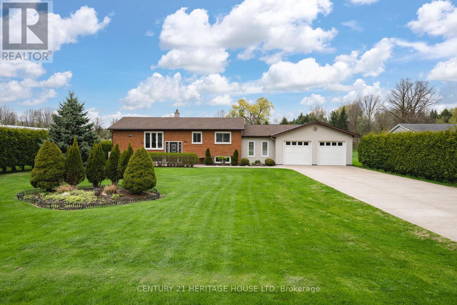 2720 Catherine Street, Thames Centre, Ontario  N0L 1G4 - Photo 4 - X12116960