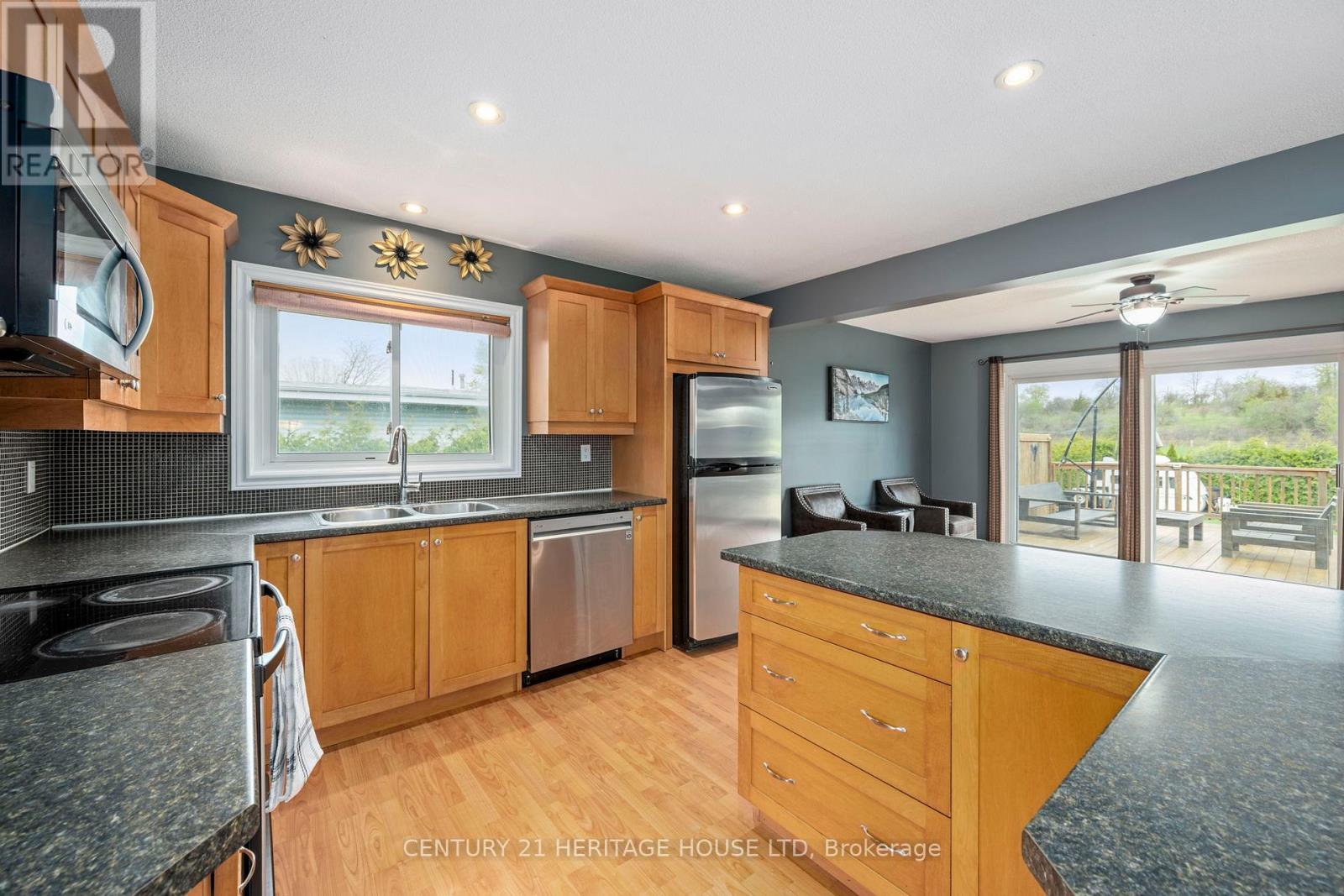 2720 Catherine Street, Thames Centre, Ontario  N0L 1G4 - Photo 9 - X12116960