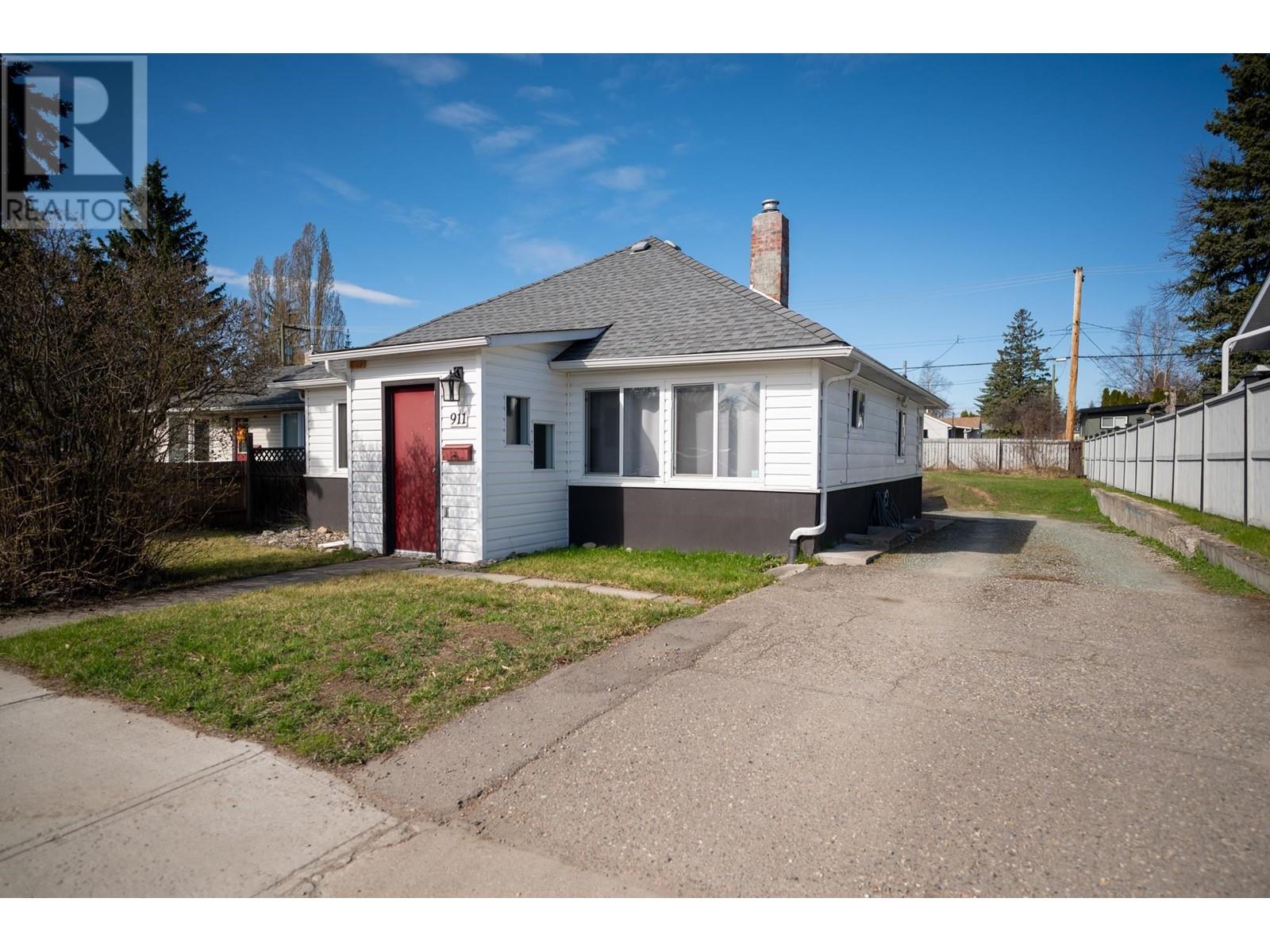 Property at 911 CARNEY STREET image 1