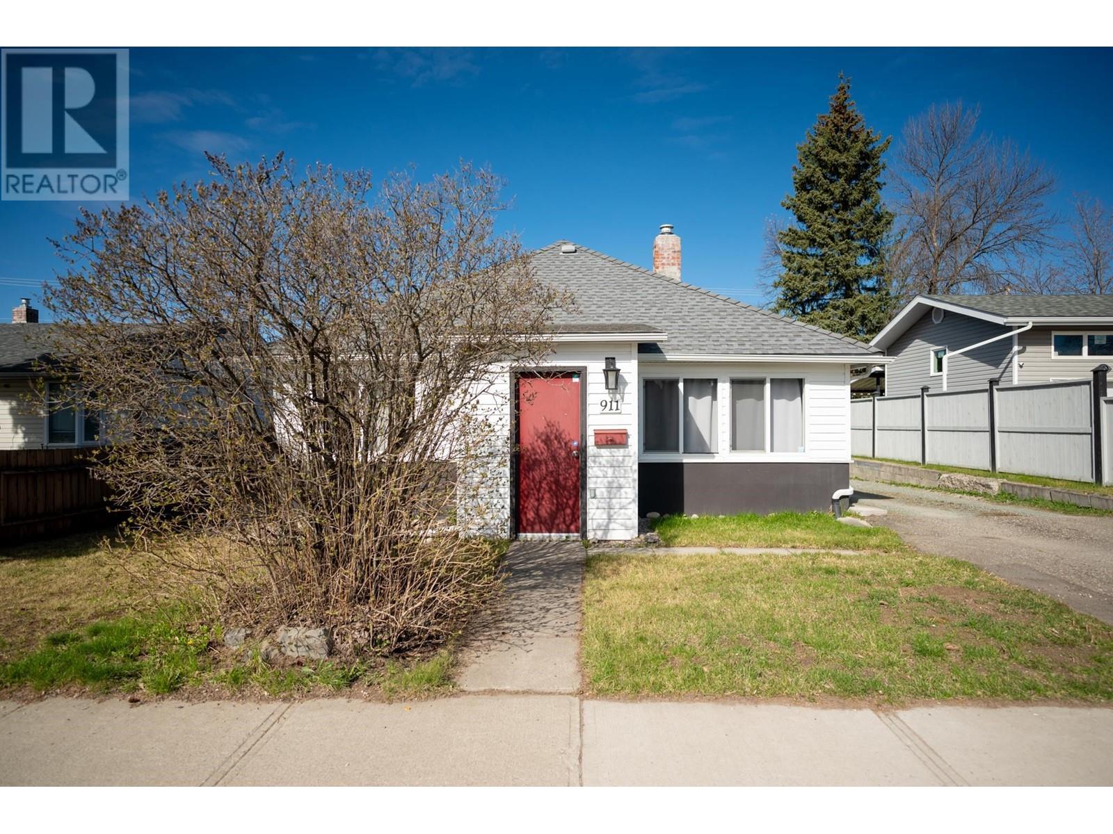 911 Carney Street, Prince George, British Columbia  V2M 2K8 - Photo 2 - R2996878