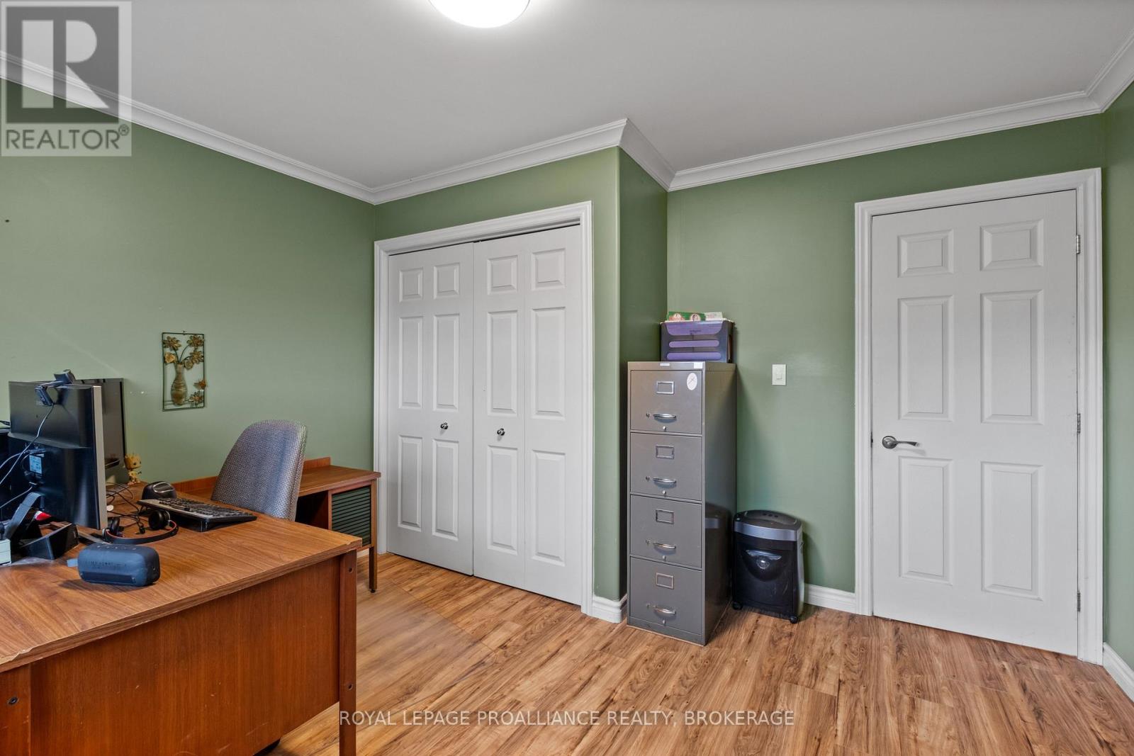 196 Amy Lynn Drive, Loyalist, Ontario  K7N 2A3 - Photo 17 - X12117142