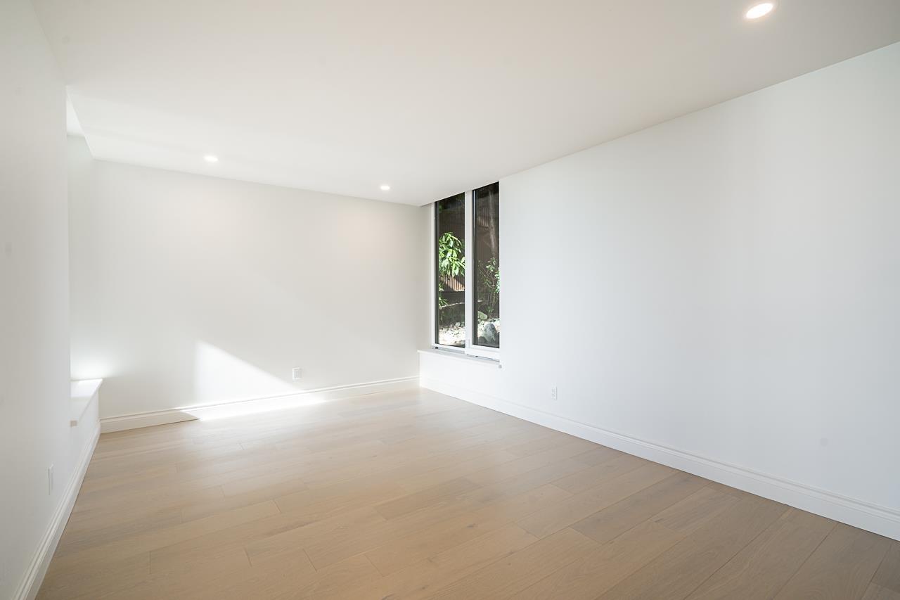 101 15050 Prospect Avenue, White Rock, British Columbia  V4B 2B4 - Photo 22 - R2996752