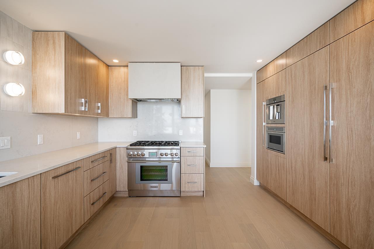 101 15050 Prospect Avenue, White Rock, British Columbia  V4B 2B4 - Photo 6 - R2996752