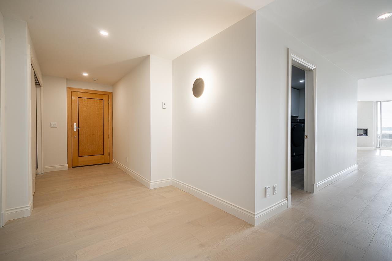 Property at 101 15050 PROSPECT AVENUE image 3