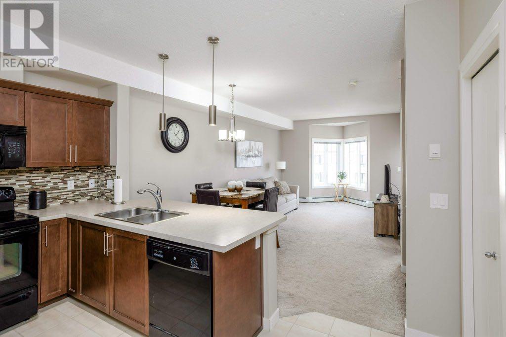 405, 20 Royal Oak Plaza Nw, Calgary, Alberta  T3G 0E6 - Photo 2 - A2215551