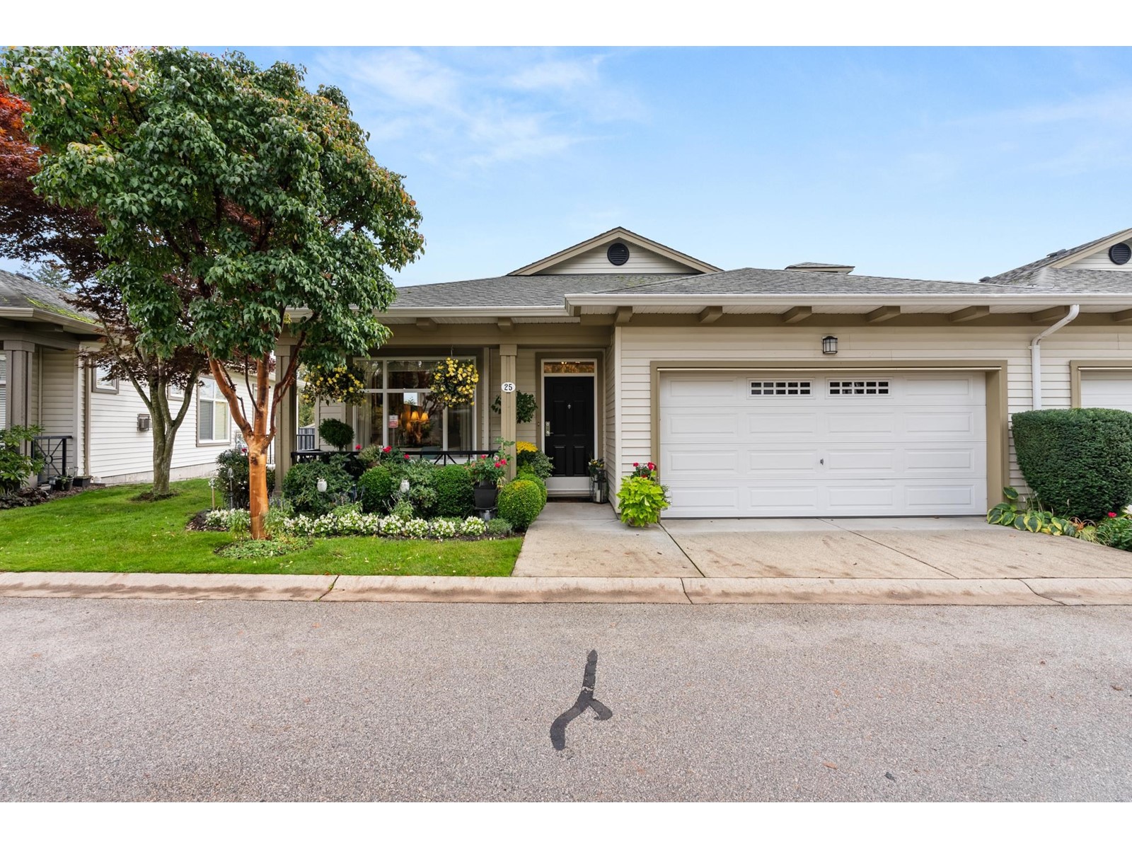 Property at 25 15188 62A AVENUE image 2