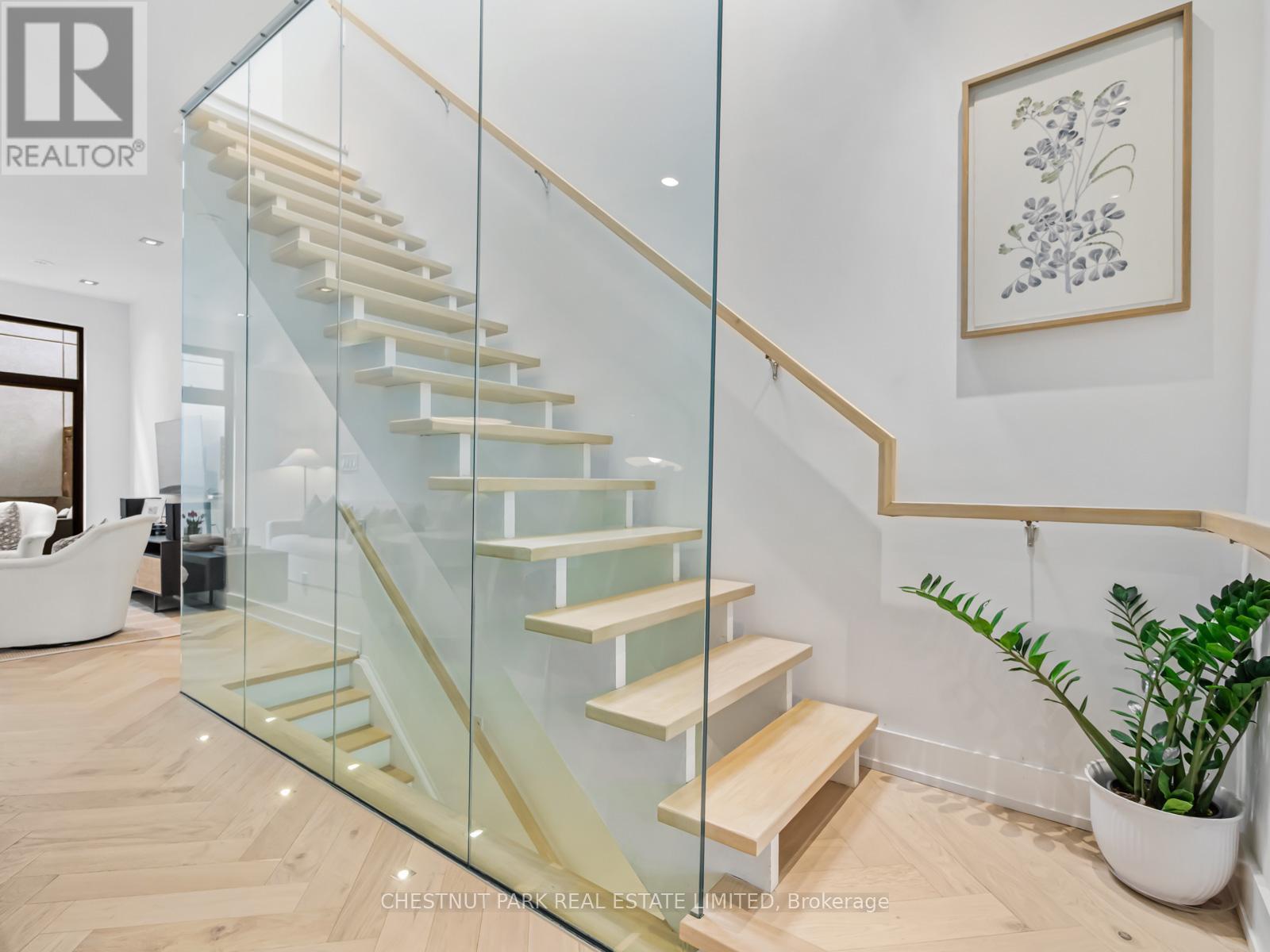 476 Shaw Street, Toronto, Ontario  M6G 3L3 - Photo 23 - C12116726