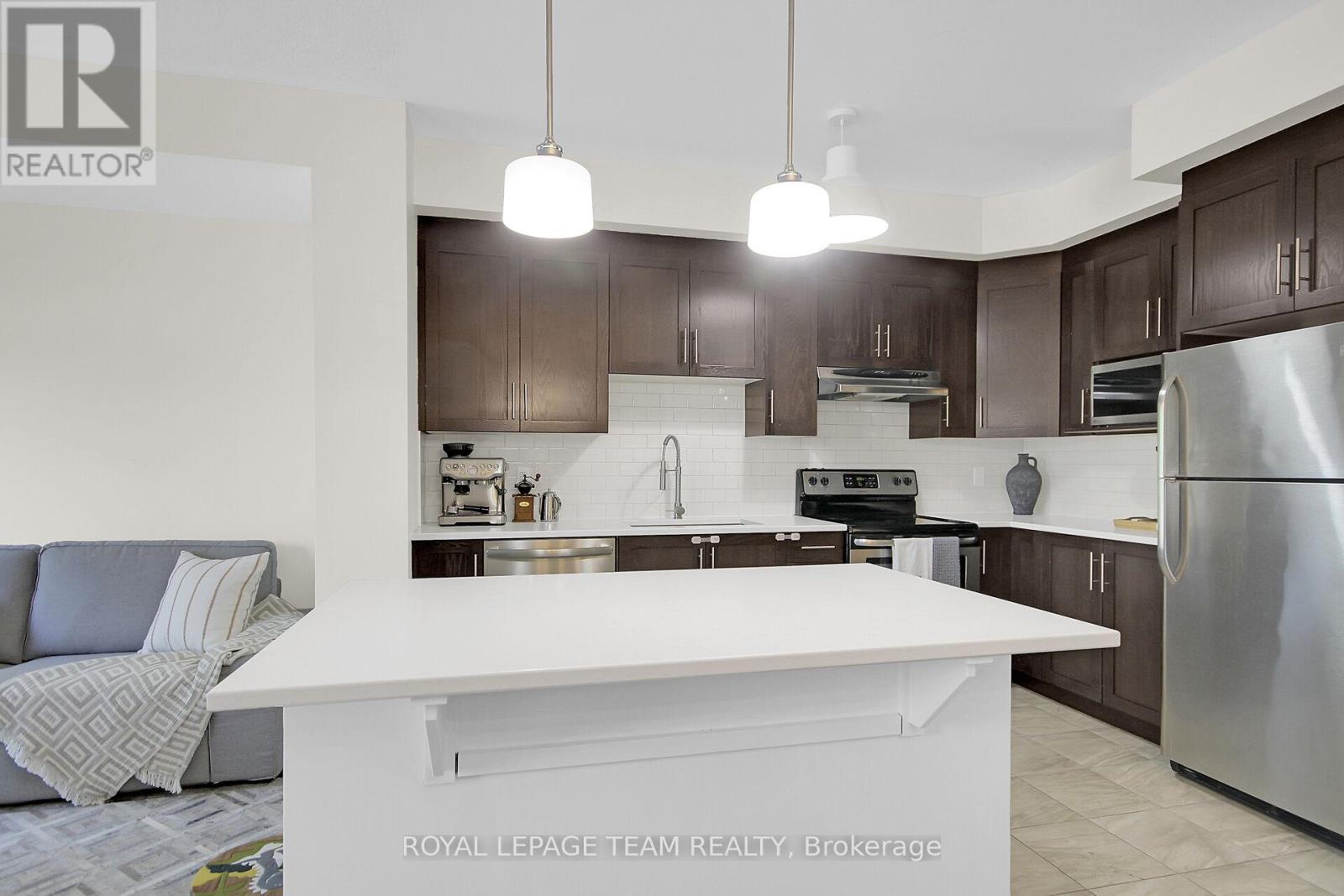 311 Via San Marino Street, Ottawa, Ontario  K2J 5X8 - Photo 11 - X12116379