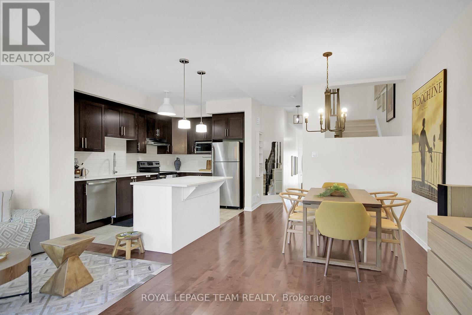 311 Via San Marino Street, Ottawa, Ontario  K2J 5X8 - Photo 7 - X12116379