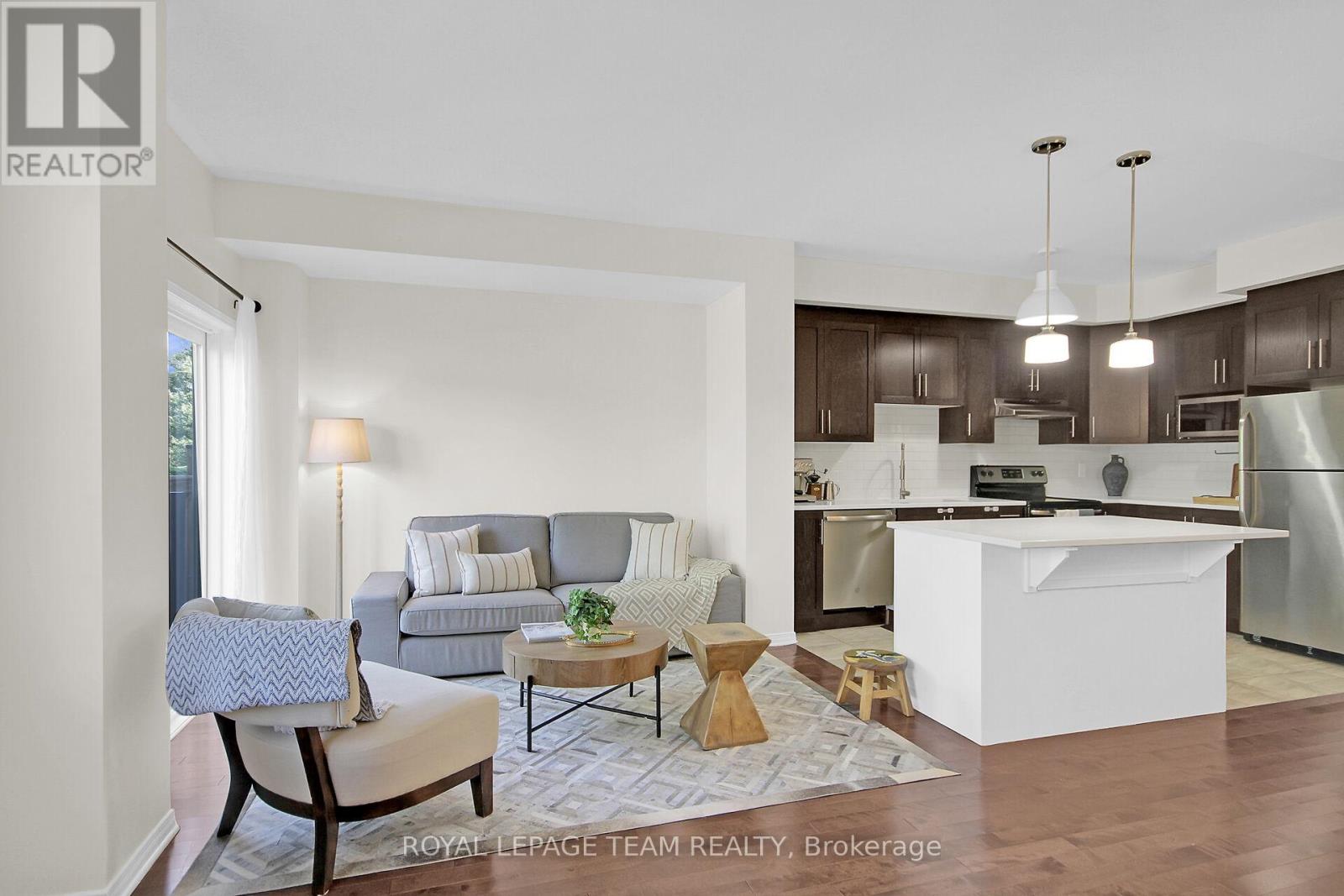 311 Via San Marino Street, Ottawa, Ontario  K2J 5X8 - Photo 9 - X12116379